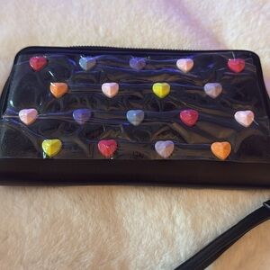 BETSEY JOHNSON Heart Valentine Wristlet Wallet XOZIP-HR